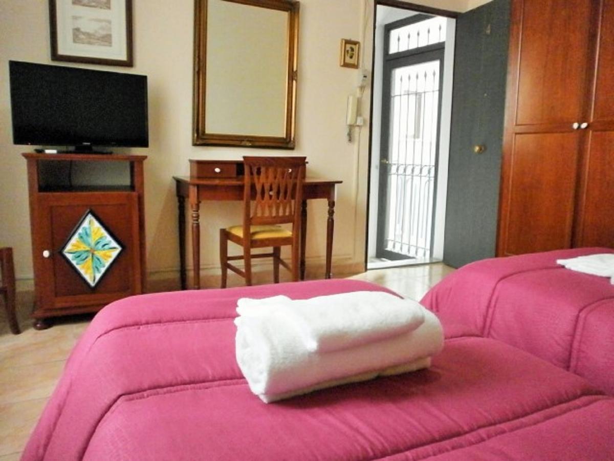 I Cappuccini Rooms Catania Exterior photo